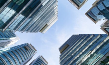 Crypto Chronicles: Top Headlines Reshaping the Blockchain Landscape